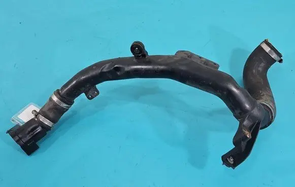 Intercooler hose/pipe