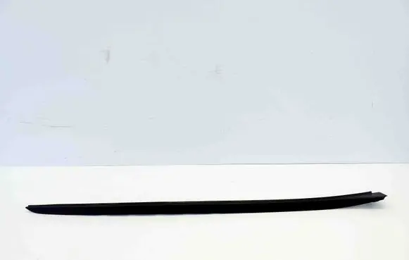 Windshield trim