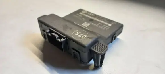 Volkswagen PASSAT B6 Gateway control module 3C0907951A 402063 3C0907530C