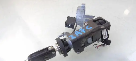 Opel Zafira C Ignition lock 20939745