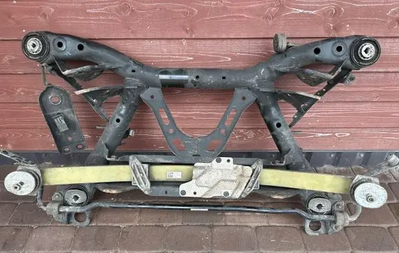 Volvo V60 Rear subframe 