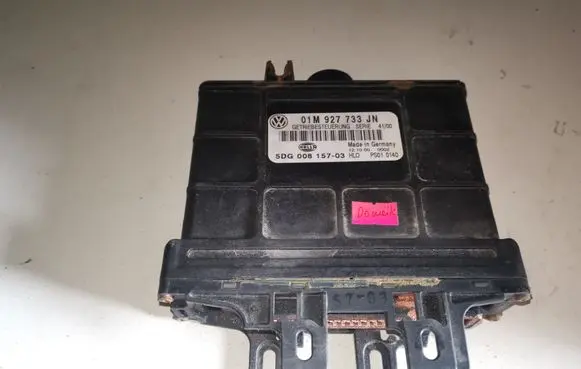 Volkswagen Golf IV Gearbox control unit/module 01M927733JM 5DG00815703 5DG008157