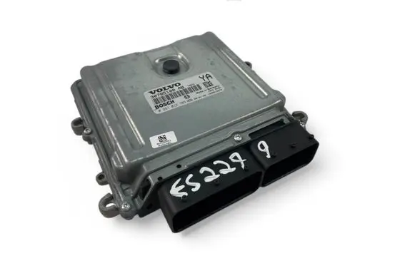 Volvo V70 Engine control unit/module ECU 30785100AB 0281012765