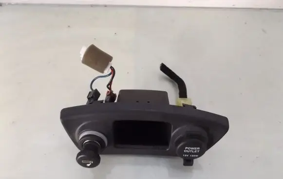 KIA Rio Cigarette lighter 