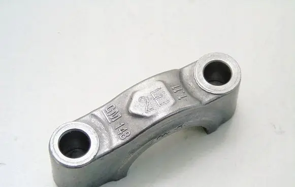 Opel Insignia B Camshaft holder GM148111E2