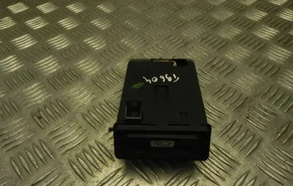 Audi A3 S3 8P Other control units/modules 3C1858711 T9604