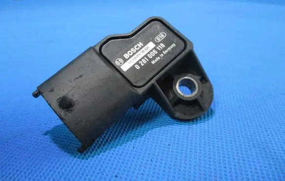 Honda CR-V Air pressure sensor 0281006118