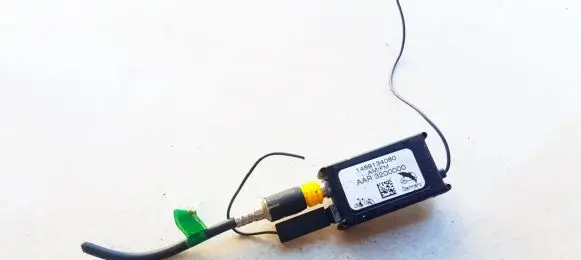 Antenna control unit