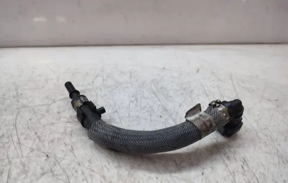 Jaguar XE Fuel line pipe G4D39B337CC
