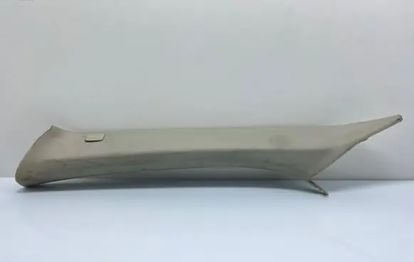 Volvo V40 (A) pillar trim 31102345