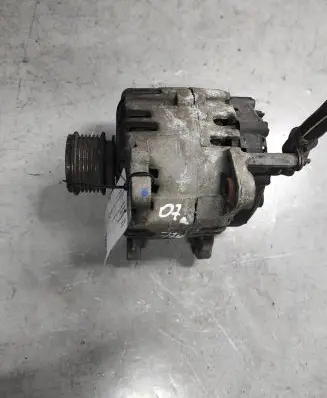 Volkswagen Golf Plus Generator/alternator 06F903023C