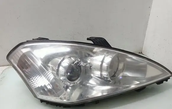 SsangYong Kyron Headlight/headlamp 