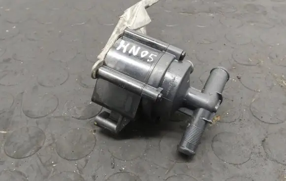 Peugeot 3008 II Electric auxiliary coolant/water pump 9814099080 704284090 T0223925ZV