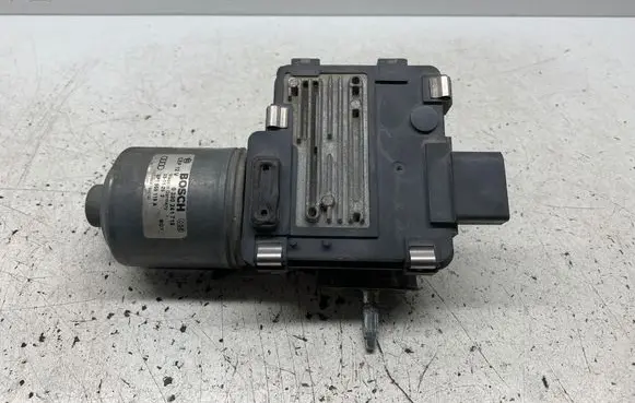 Audi A3 S3 8P Wiper motor 0390241719 8P1955119A 0332847419