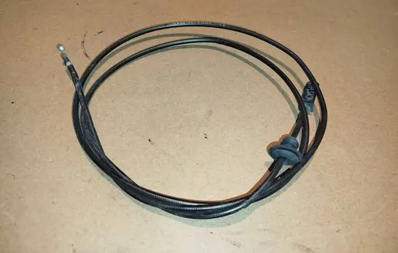 Skoda Roomster (5J) Engine bonnet/hood lock release cable 5J0823531A