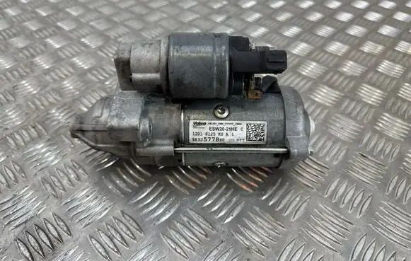 Peugeot 208 II Starter motor 9832577880