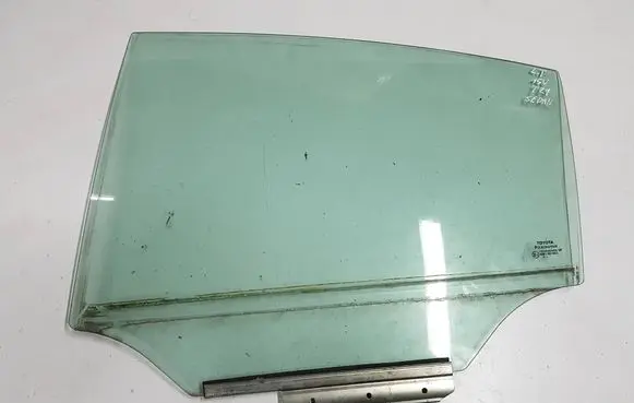 Toyota Avensis T270 Rear door window glass 
