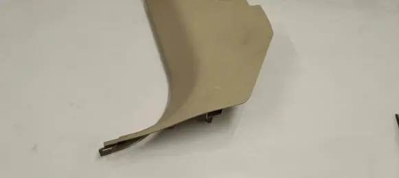 Dashboard lower bottom trim panel