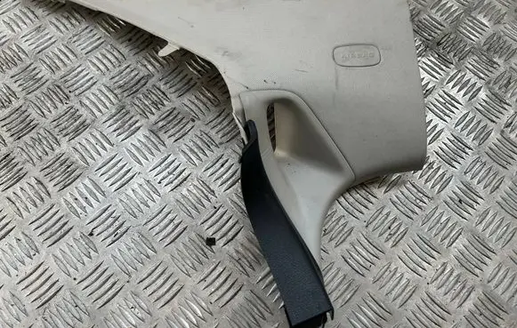 Mercedes-Benz E W213 (D)pillar trim (top) A2136900925