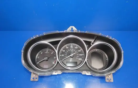 Speedometer (instrument cluster)