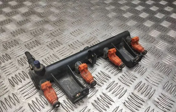 Peugeot 307 Fuel main line pipe 9636520780