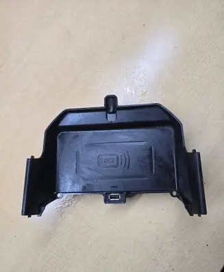 BMW M5 F90 Wireless charging module 6801509 0102030405