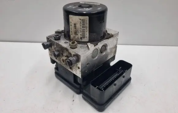 Mercedes-Benz C W204 ABS Pump A1729014100 1729014100
