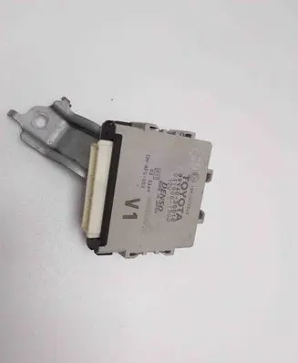 Toyota Avensis T270 Other devices 8994020010