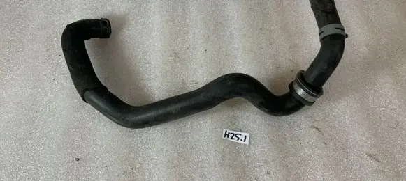 Mercedes-Benz E W211 Engine coolant pipe/hose A2118302596