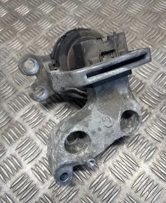 Nissan Qashqai Engine mount bracket 112114BA0A