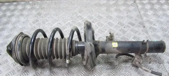 Nissan X-Trail T32 Front shock absorber with coil spring