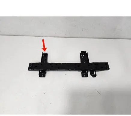 Polestar 4 Engine mounting bracket 6608097918 8889641138