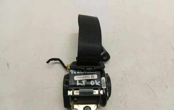 Tesla Model 3 Rear seatbelt 1110154-01-F
