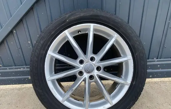 Audi Q3 8U R18 alloy rim KBA49848