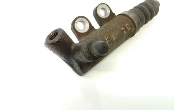 Mazda 6 Clutch master cylinder E2E