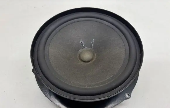 Skoda Octavia Mk2 (1Z) Front door speaker 5L0035411A