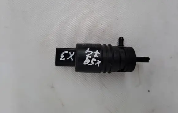 BMW X3 F25 Headlight washer pump 8362154