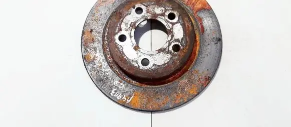 Ford Focus C-MAX Rear brake disc neventiliuojamas