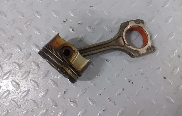 KIA Optima Piston with connecting rod 235102B700 230412BCA0 G4FJ