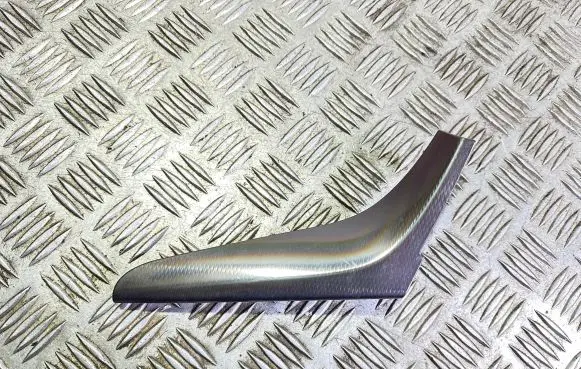 Opel Zafira C Dashboard glove box trim 20843274 498166255