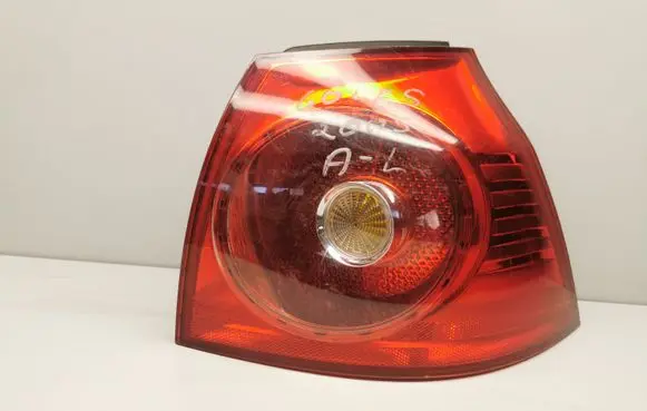Volkswagen Golf V Rear/tail lights 1K6945096E