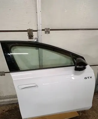 Volkswagen ID.7 Front door 