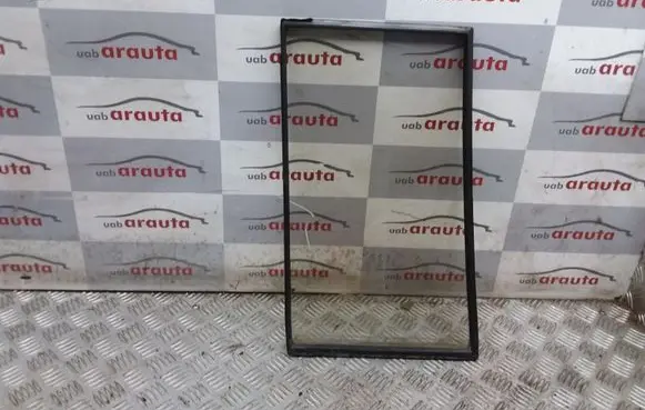 Opel Monterey Rear vent window glass 