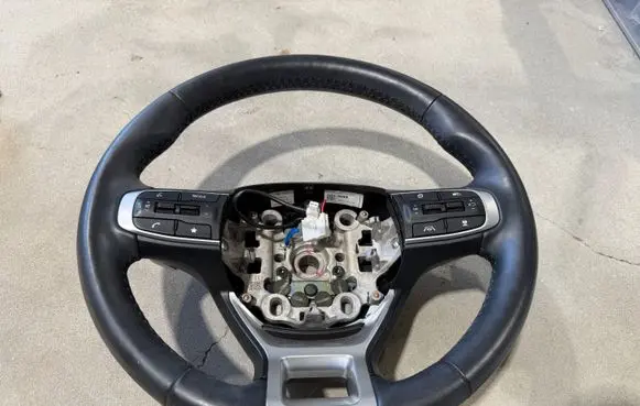 KIA Sportage Steering wheel