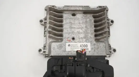 Hyundai i10 Engine control unit/module 9544004300 9544104300