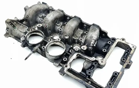 Land Rover Evoque I Rocker cam cover 9686705110