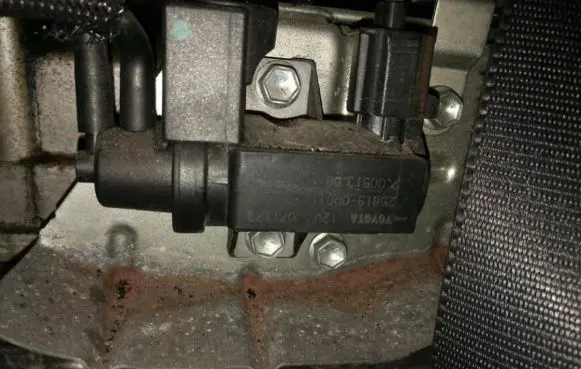 Lexus IS 220D-250-350 Turbo solenoid valve 258190r011 70051308