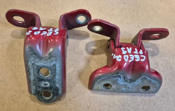 KIA Ceed Rear door hinge set 