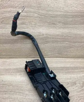 Positive cable (battery)