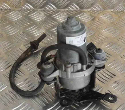 Opel Mokka Vacuum pump 42477277